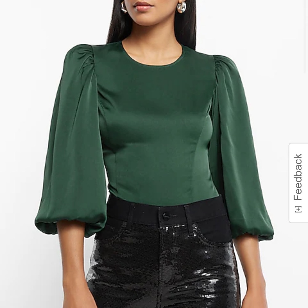 NWT Express satin crew neck in emerald